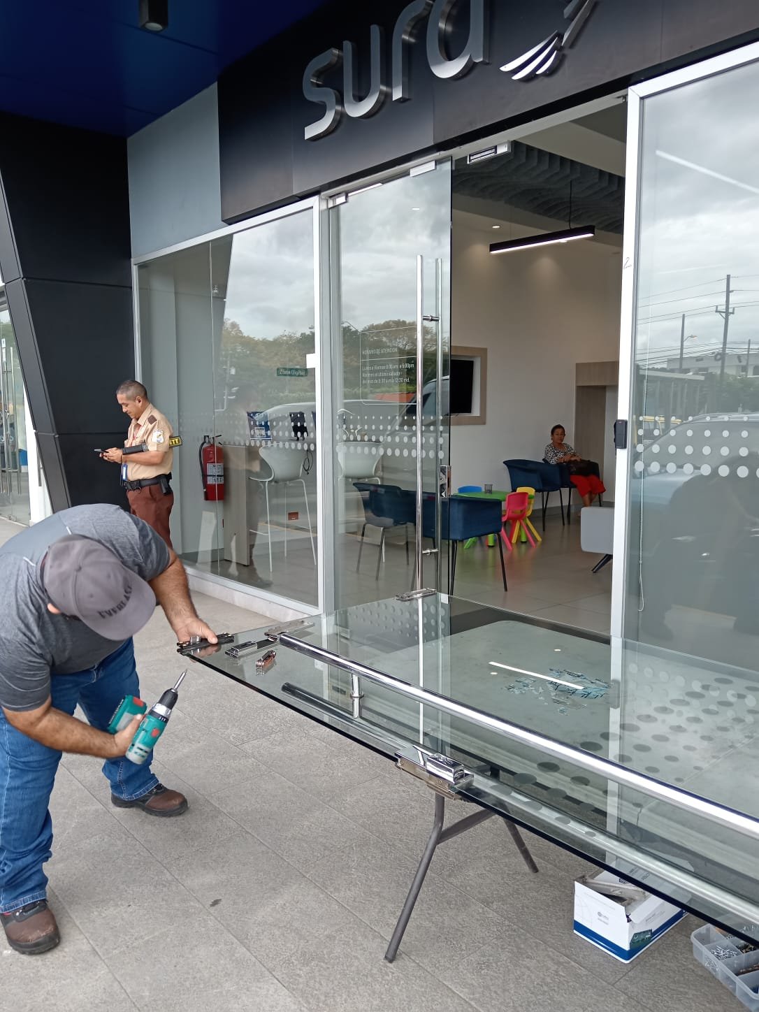 Vidrios-y-Ventana-Casere-Cliente-SURA